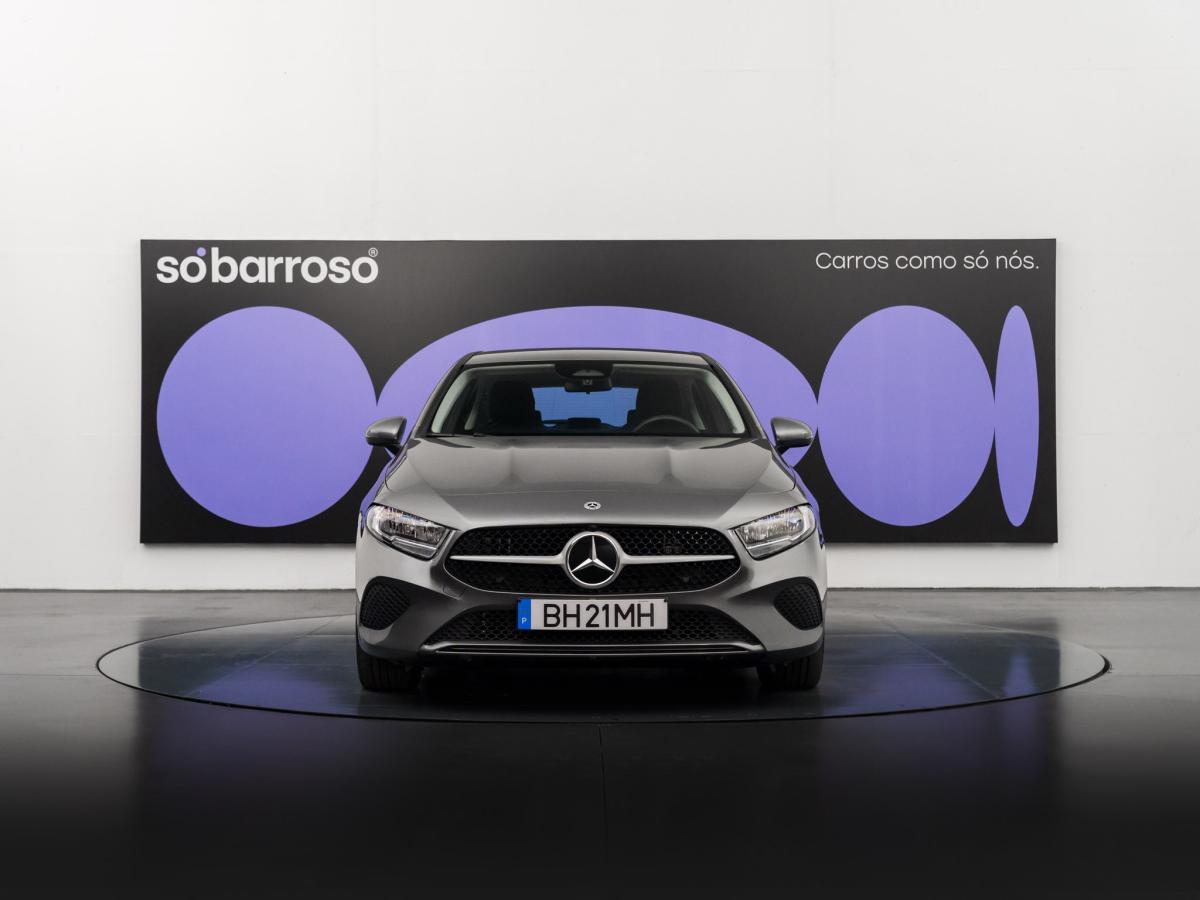 mercedes-benz-classe-a-2024-hibrido-a-gasolina-1332cc