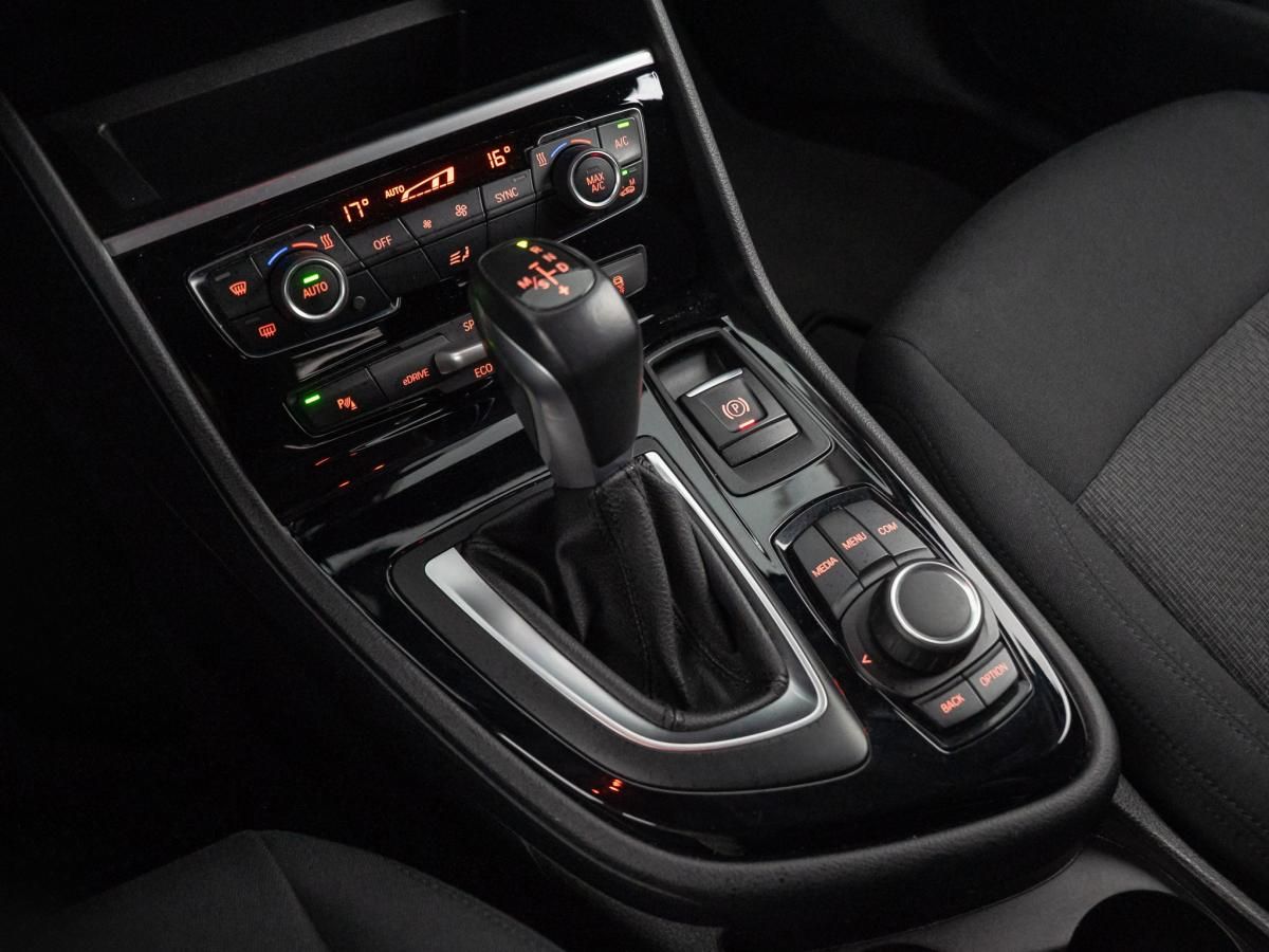 bmw-serie-2-2021-hibrido-a-gasolina-1499cc