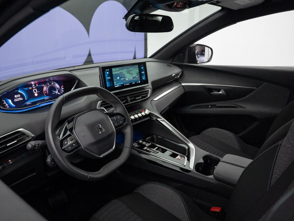 peugeot-5008-2023-diesel-1499cc
