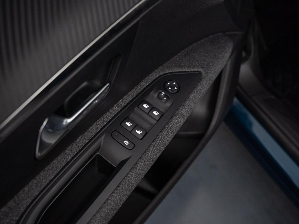 peugeot-5008-2023-diesel-1499cc