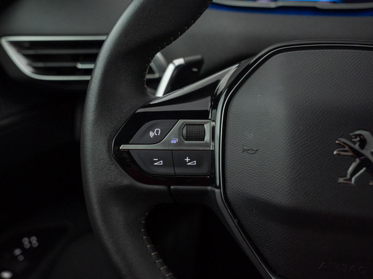 peugeot-5008-2023-diesel-1499cc