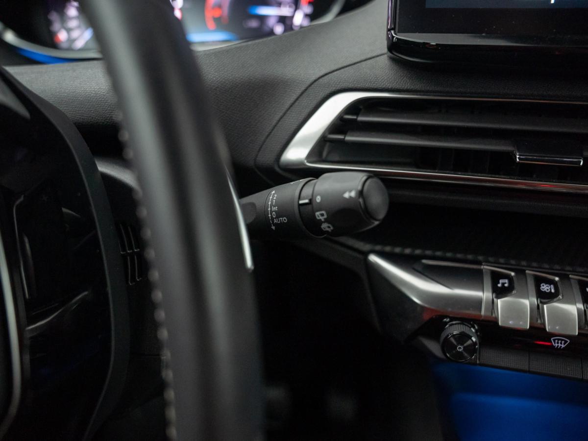 peugeot-5008-2023-diesel-1499cc