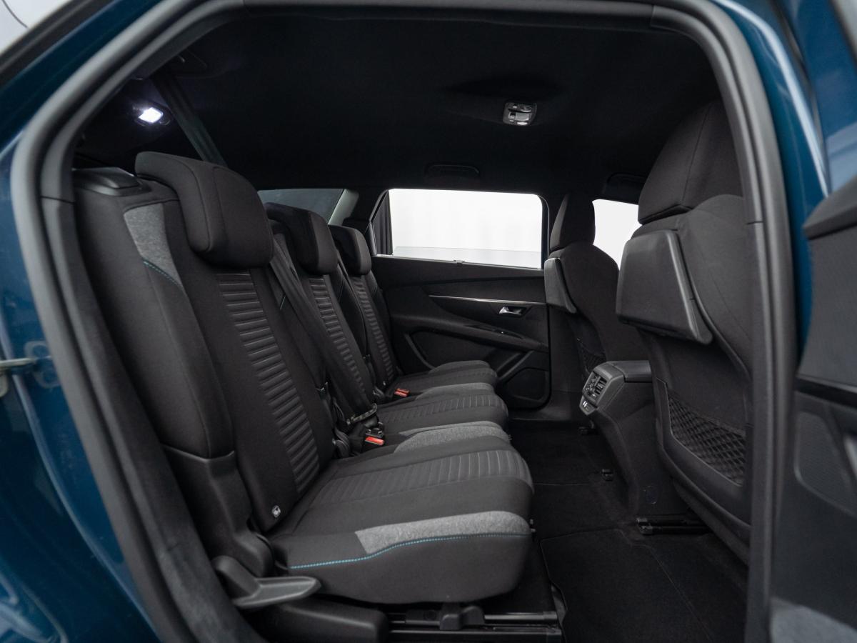 peugeot-5008-2023-diesel-1499cc