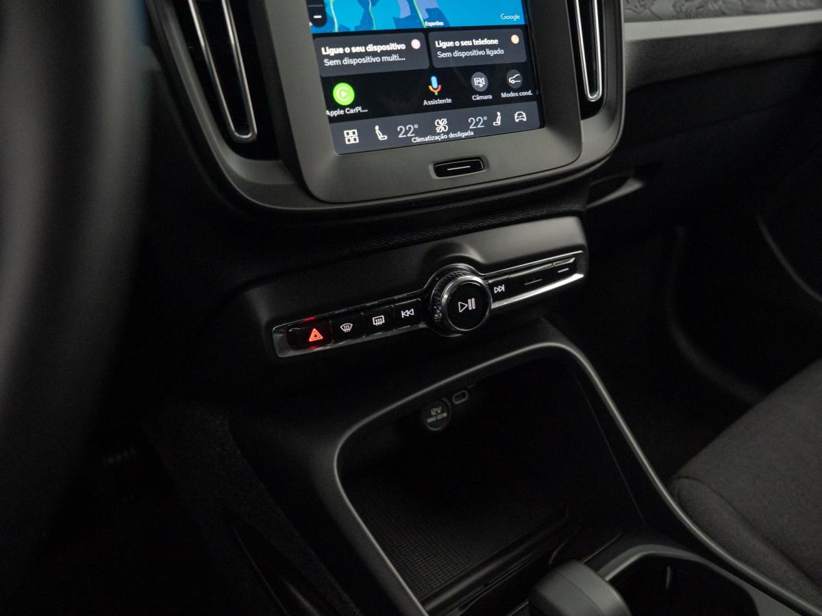 volvo-xc40-2025-hibrido-a-gasolina-1969cc