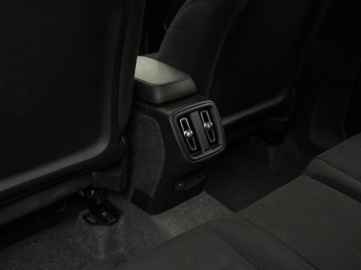 volvo-xc40-2025-hibrido-a-gasolina-1969cc