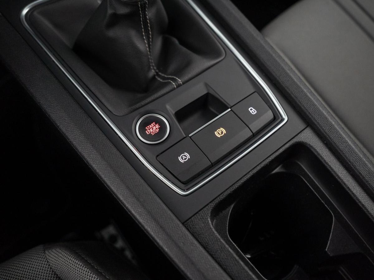 seat-leon-st-2022-gasolina-999cc