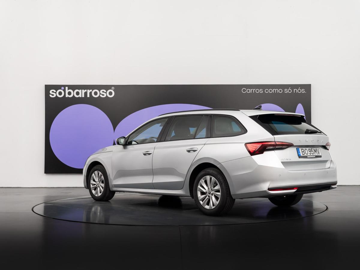 skoda-octavia-break-2024-diesel-1968cc