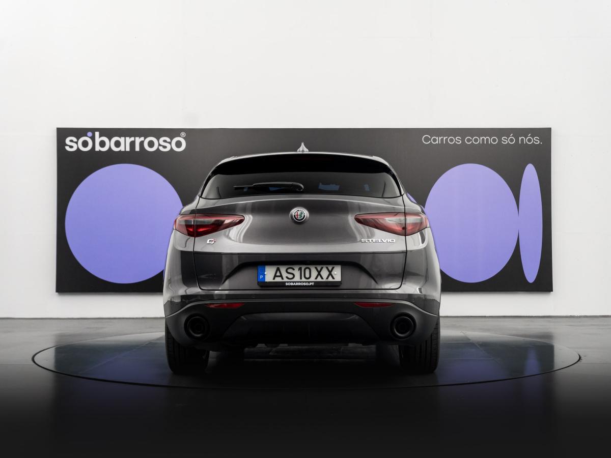 alfa-romeo-stelvio-2022-diesel-2143cc