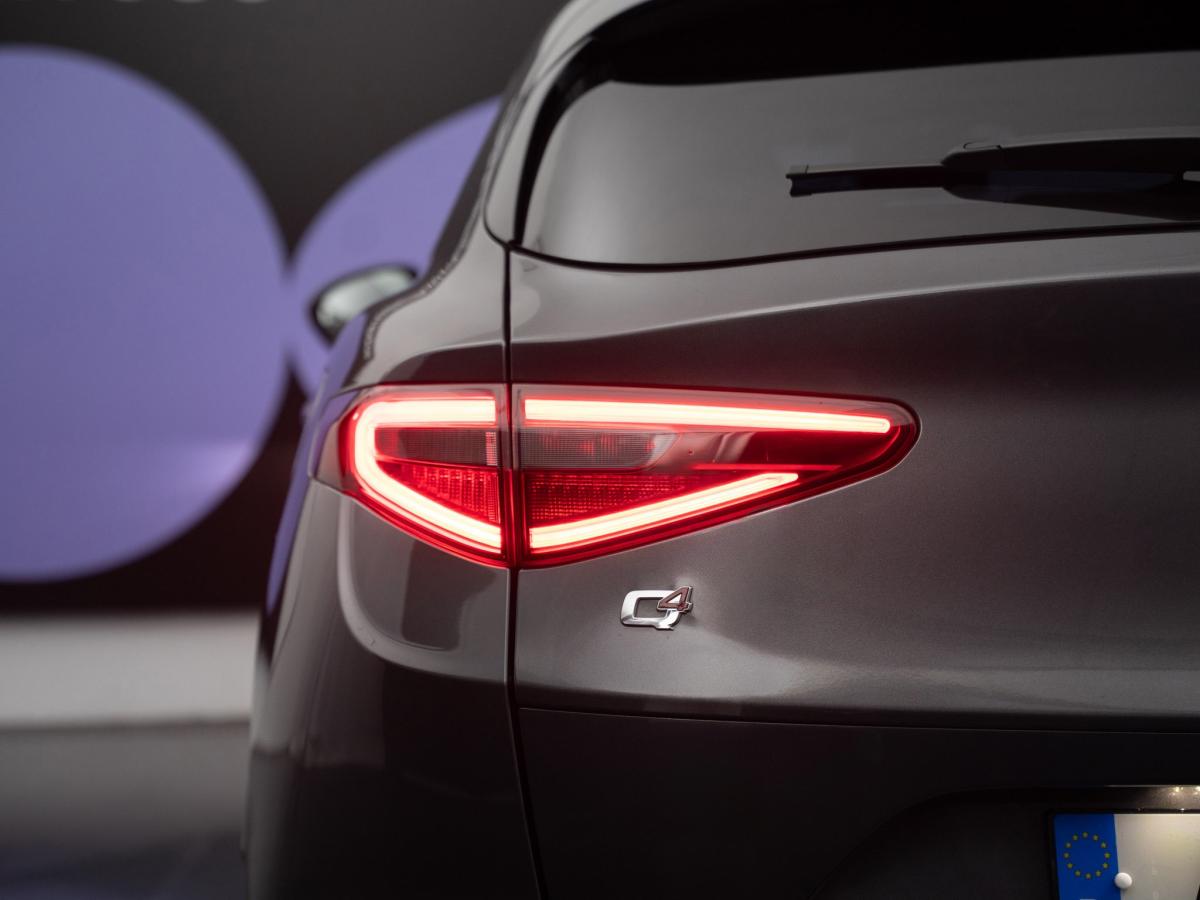alfa-romeo-stelvio-2022-diesel-2143cc