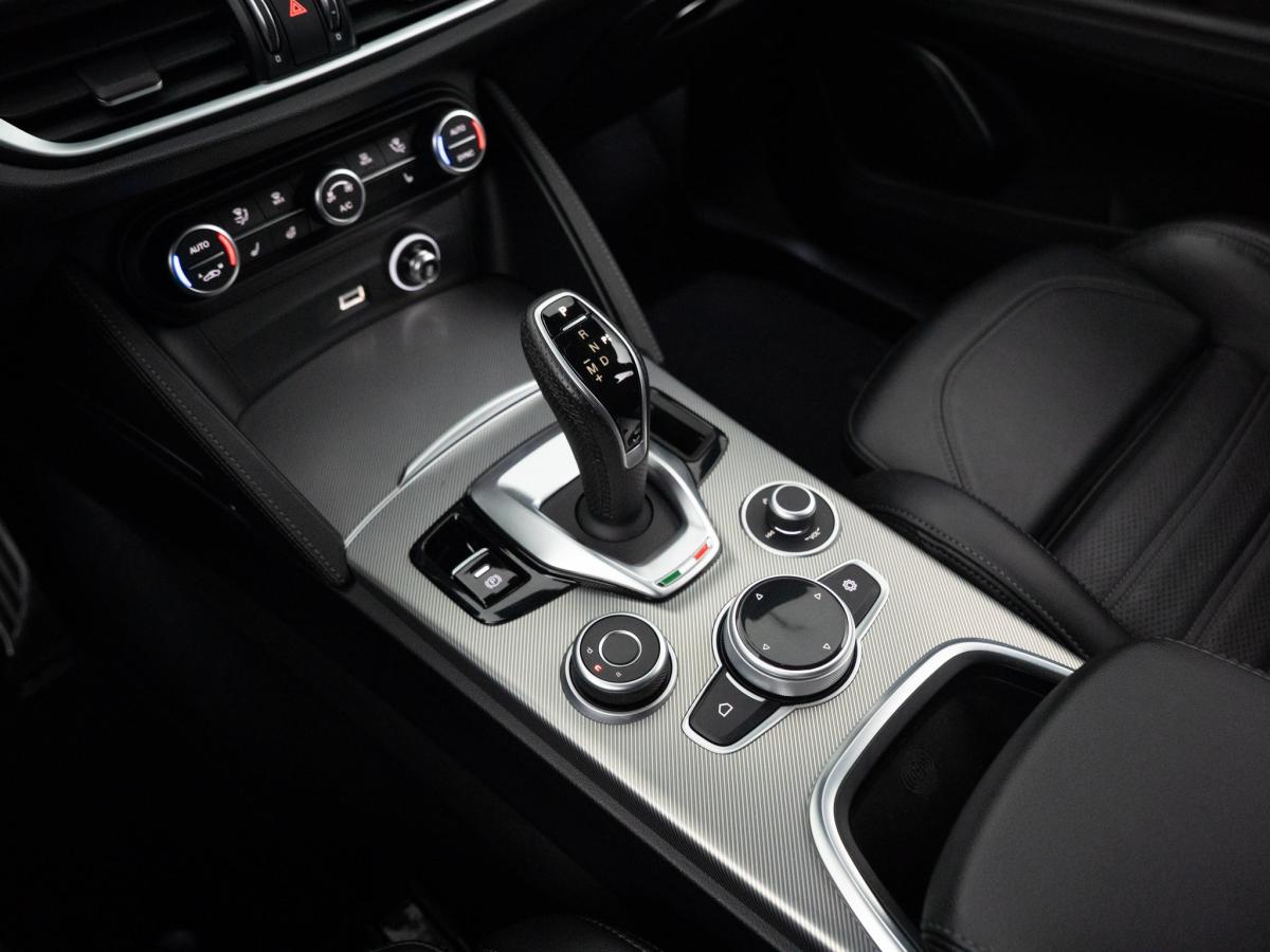 alfa-romeo-stelvio-2022-diesel-2143cc