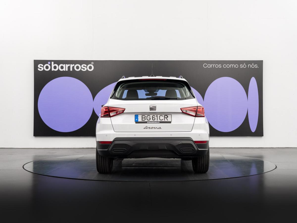 seat-arona-2023-gasolina-999cc