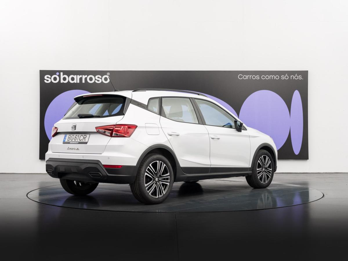seat-arona-2023-gasolina-999cc