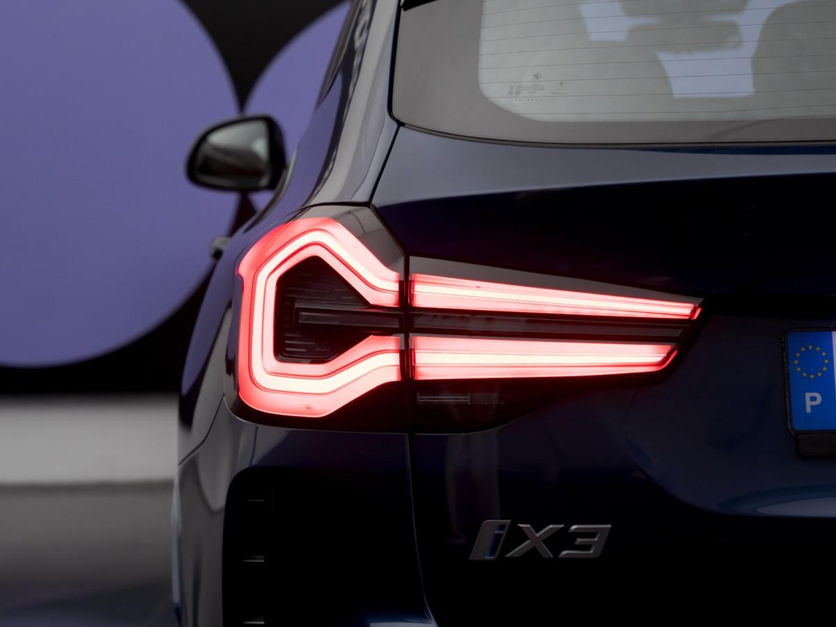 bmw-ix3-2024-eletrico-500cc