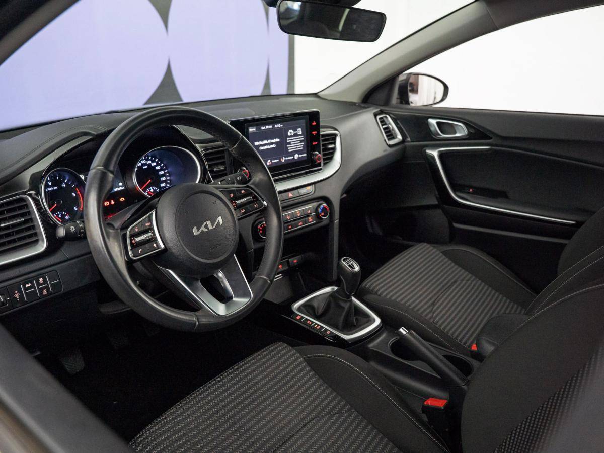 kia-ceed-sw-2023-diesel-1598cc