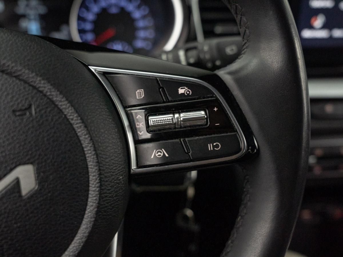 kia-ceed-sw-2023-diesel-1598cc