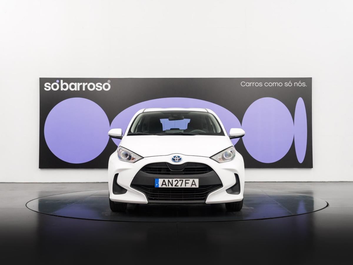 toyota-yaris-2021-hibrido-a-gasolina-1490cc