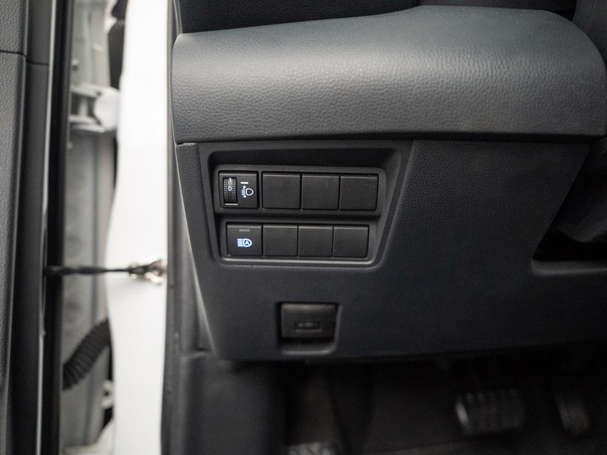 toyota-yaris-2021-hibrido-a-gasolina-1490cc
