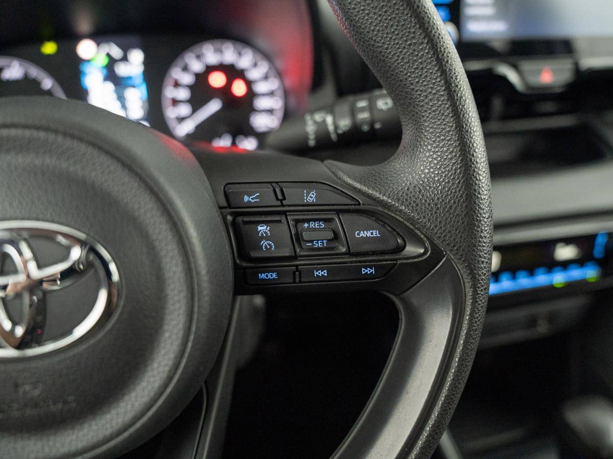 toyota-yaris-2021-hibrido-a-gasolina-1490cc