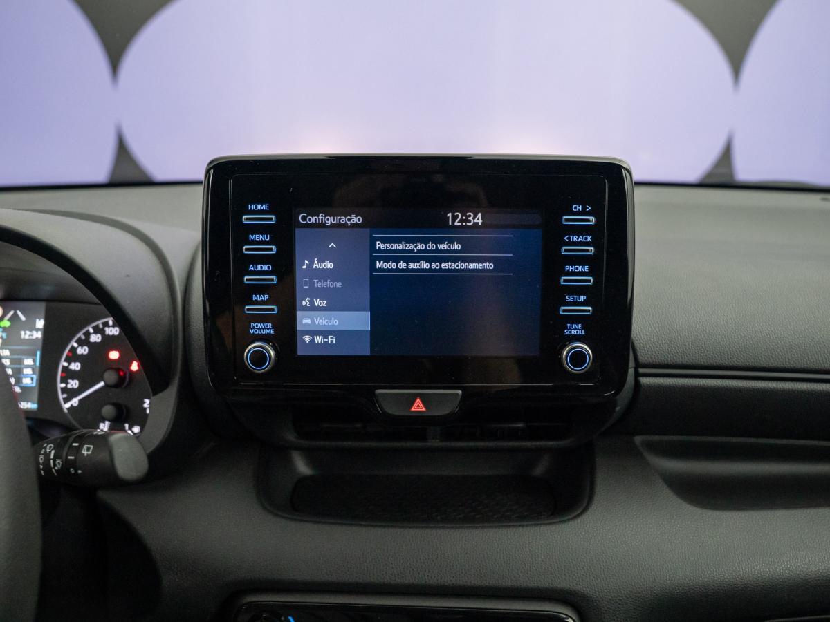 toyota-yaris-2021-hibrido-a-gasolina-1490cc