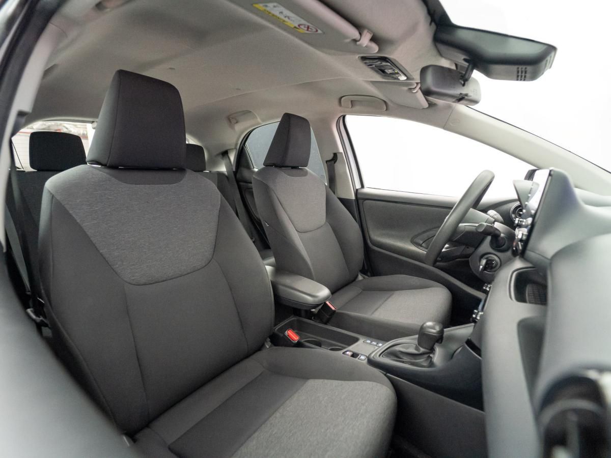 toyota-yaris-2021-hibrido-a-gasolina-1490cc