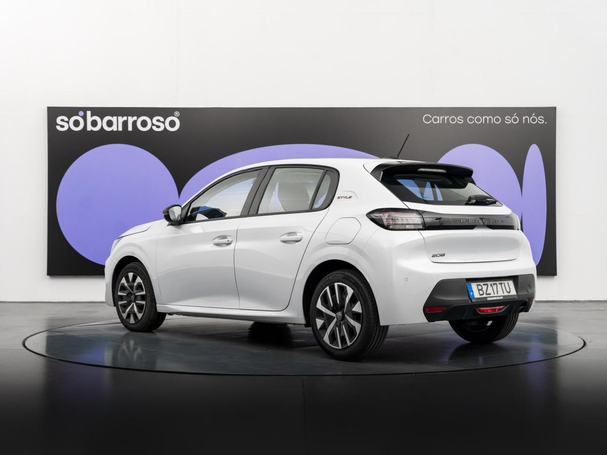 peugeot-208-2025-gasolina-1199cc