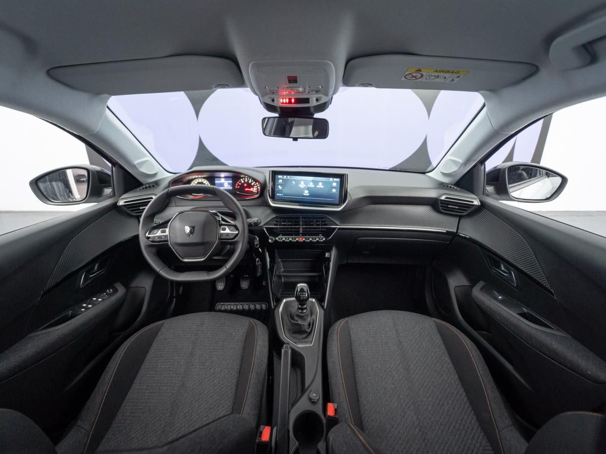 peugeot-208-2025-gasolina-1199cc