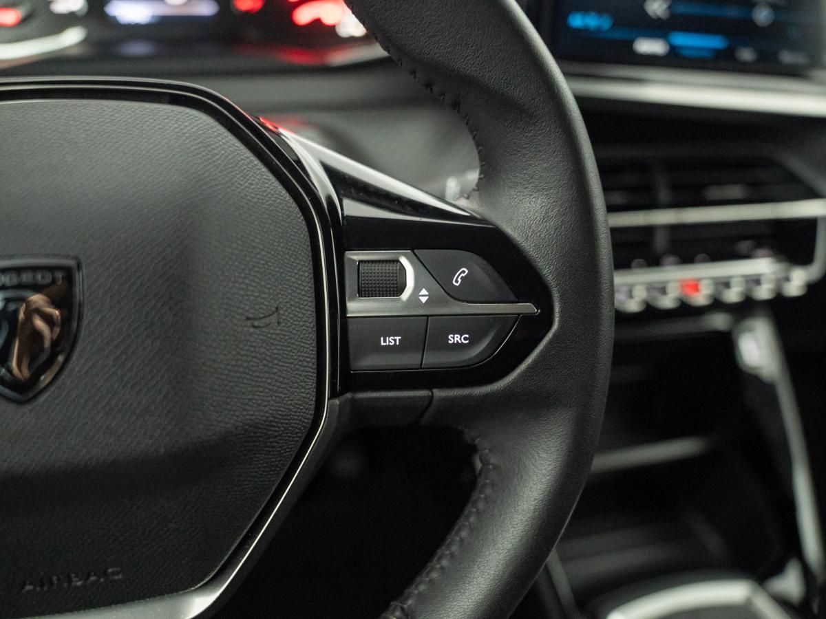 peugeot-208-2024-gasolina-1199cc