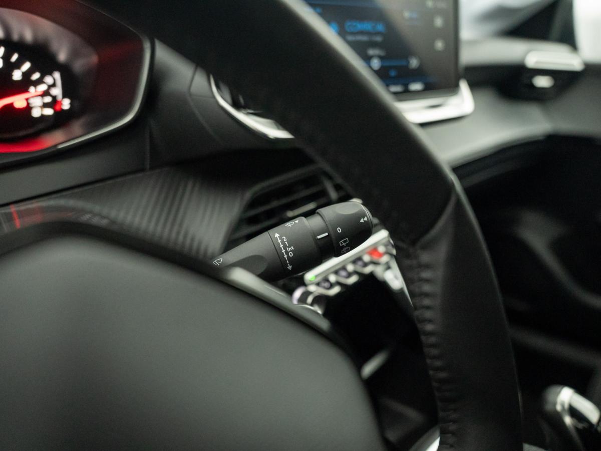 peugeot-208-2024-gasolina-1199cc