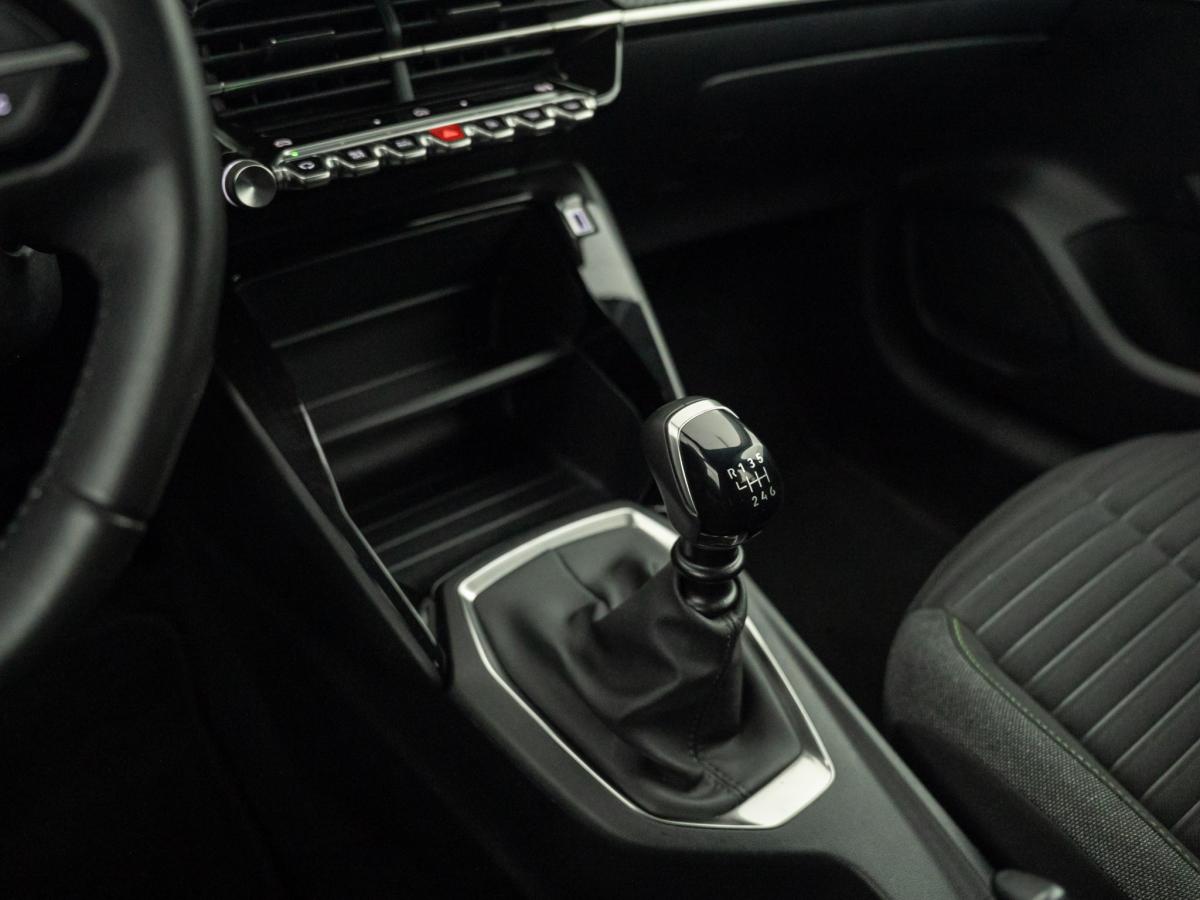 peugeot-208-2024-gasolina-1199cc