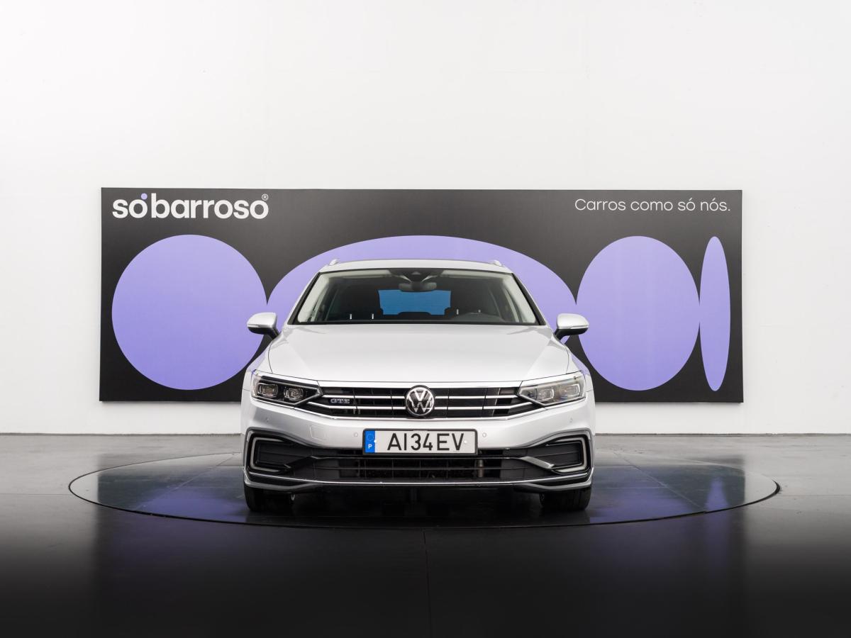 volkswagen-passat-variant-2021-hibrido-a-gasolina-1395cc