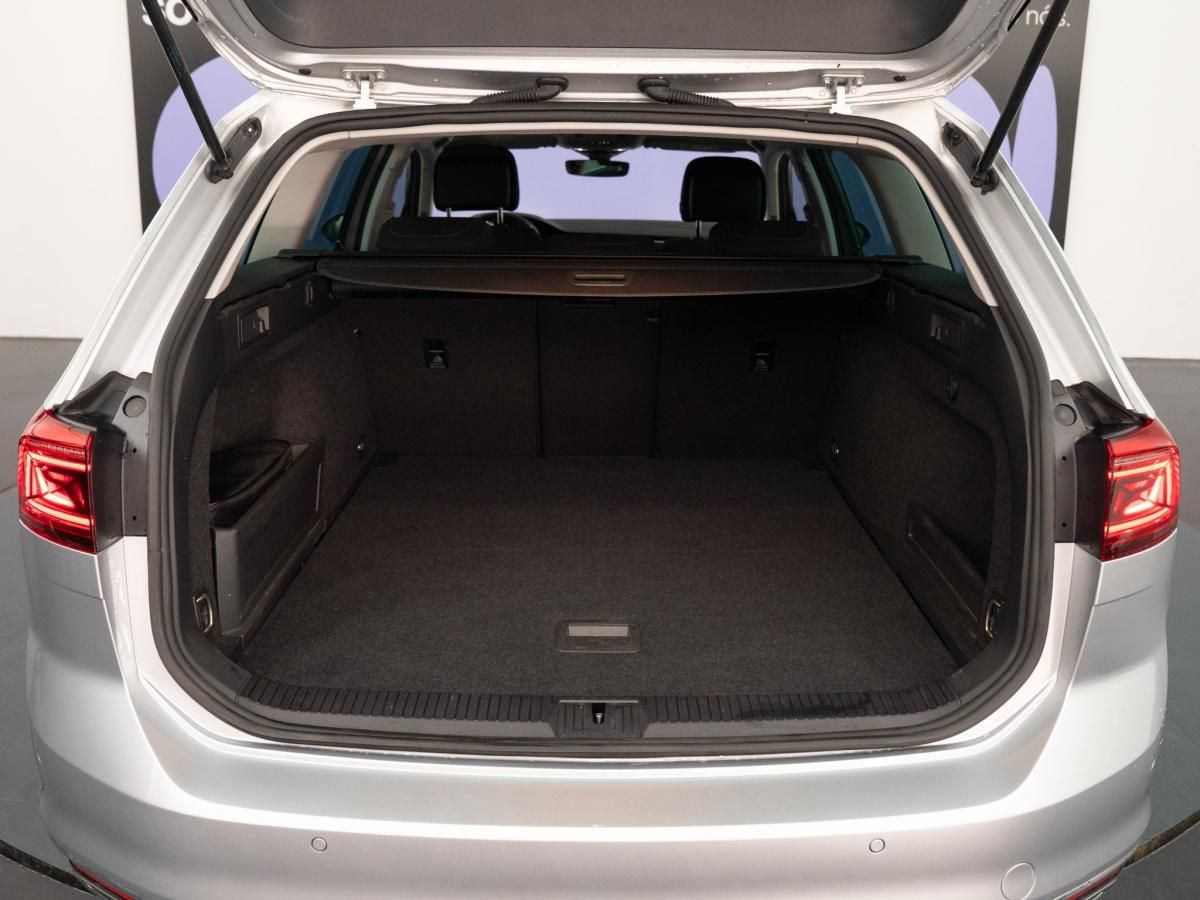 volkswagen-passat-variant-2021-hibrido-a-gasolina-1395cc