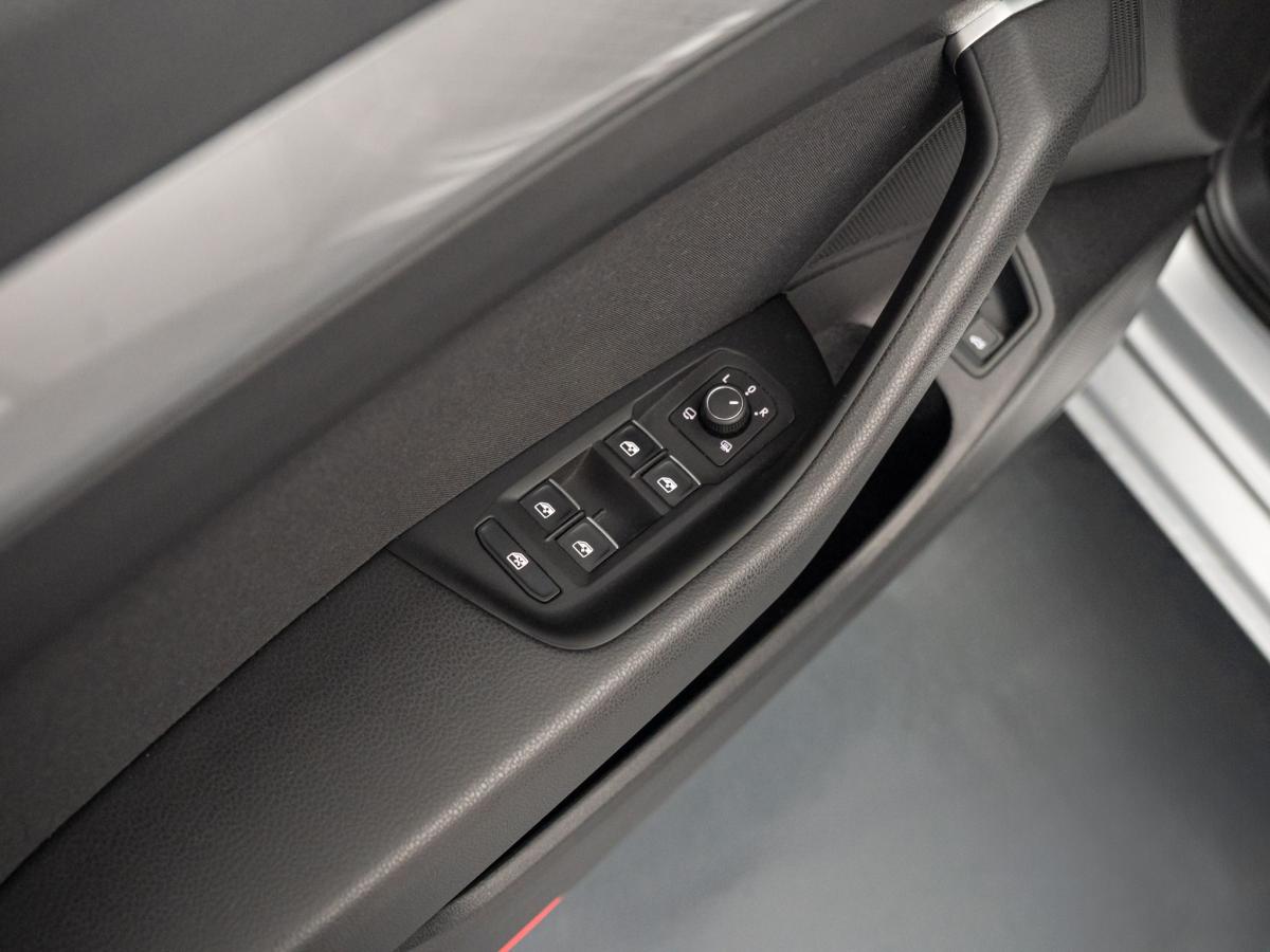 volkswagen-passat-variant-2021-hibrido-a-gasolina-1395cc