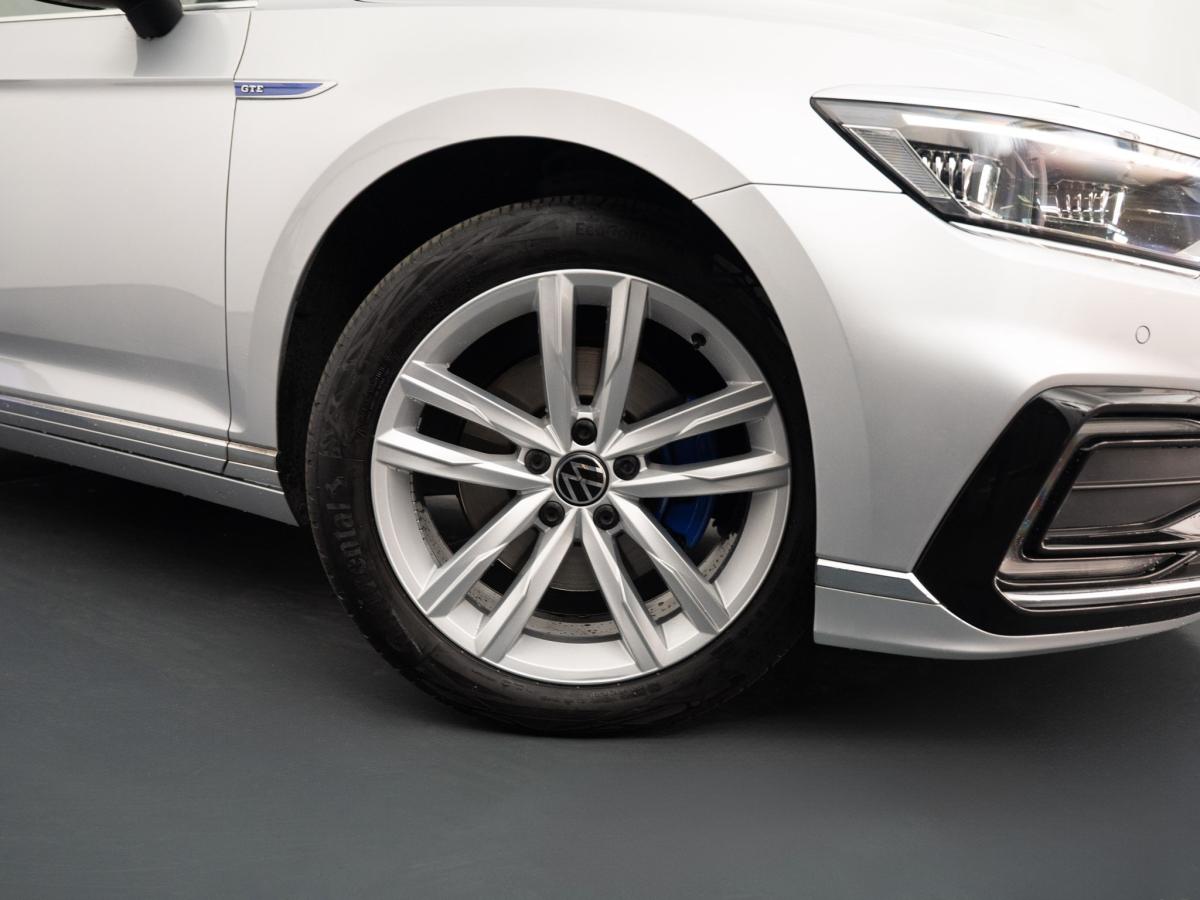 volkswagen-passat-variant-2021-hibrido-a-gasolina-1395cc