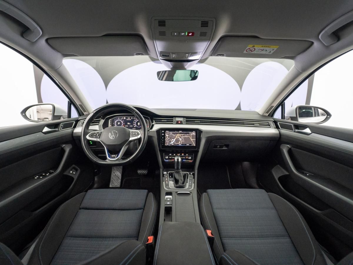 volkswagen-passat-variant-2021-hibrido-a-gasolina-1395cc