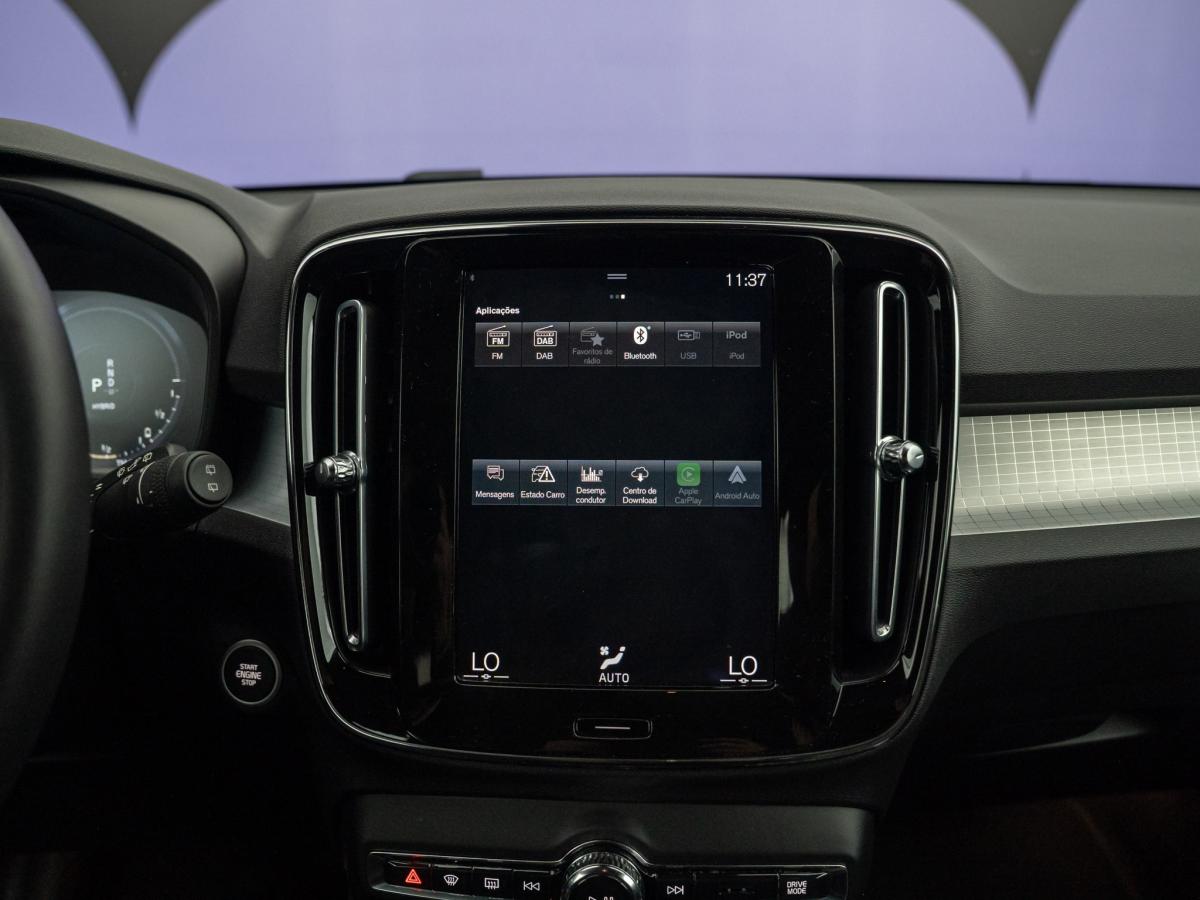 volvo-xc40-2022-hibrido-a-gasolina-1477cc