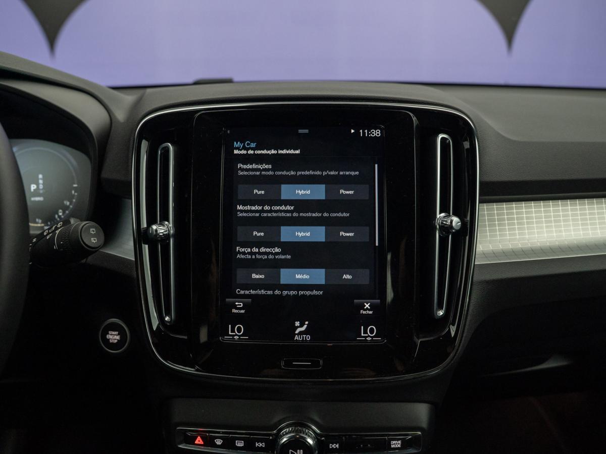 volvo-xc40-2022-hibrido-a-gasolina-1477cc