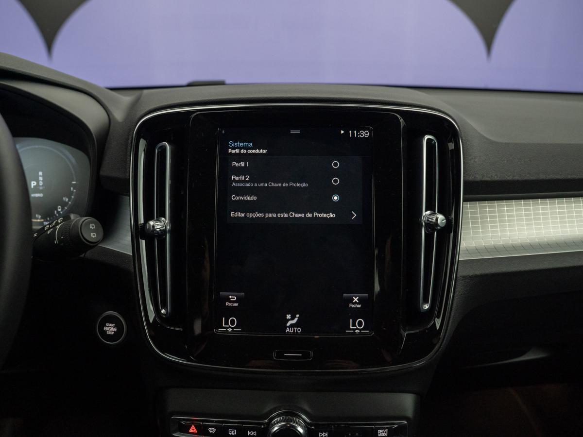 volvo-xc40-2022-hibrido-a-gasolina-1477cc