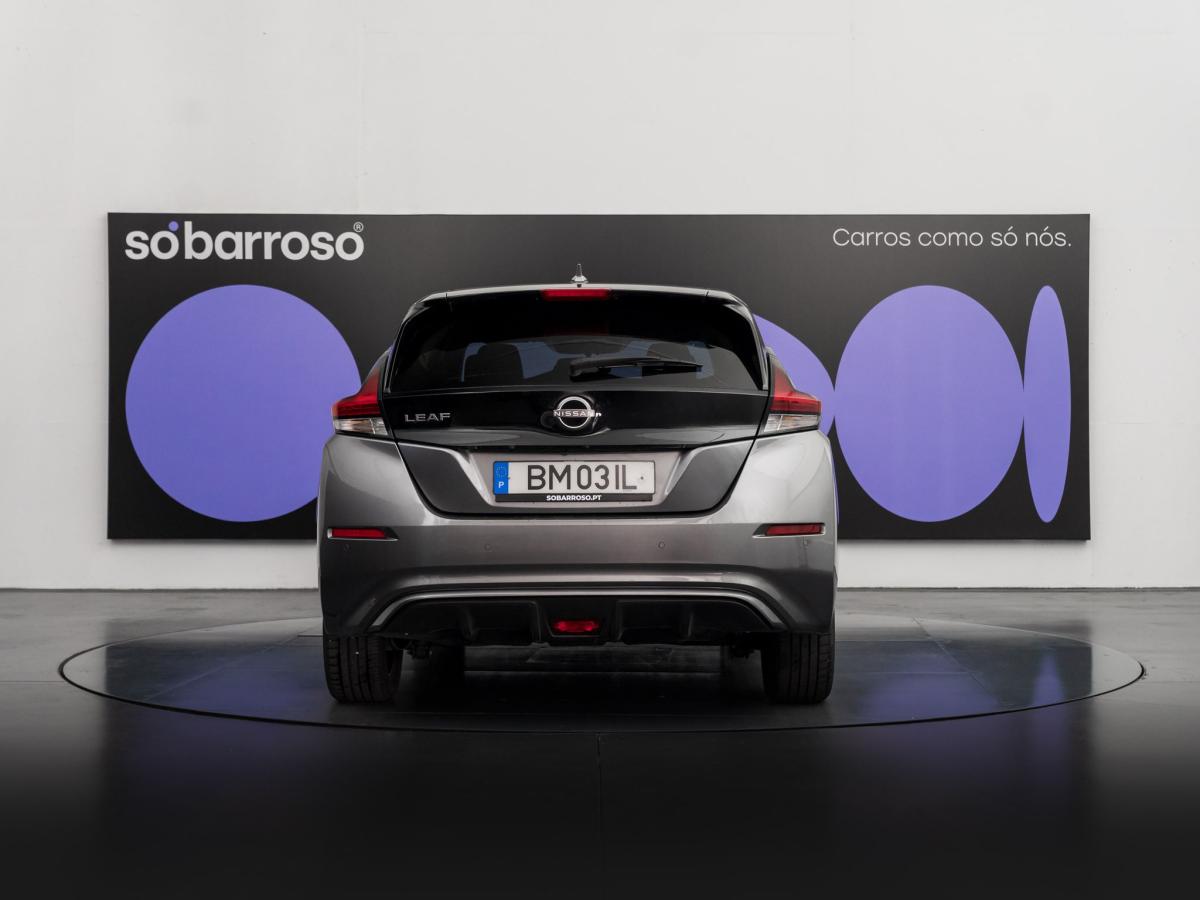 nissan-leaf-2024-eletrico-500cc