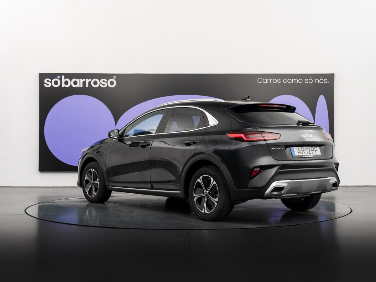 kia-xceed-2022-hibrido-a-gasolina-1580cc