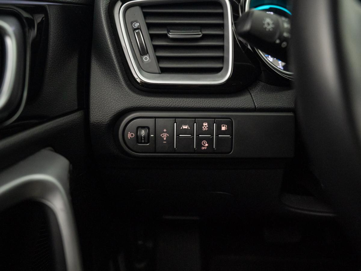 kia-xceed-2022-hibrido-a-gasolina-1580cc