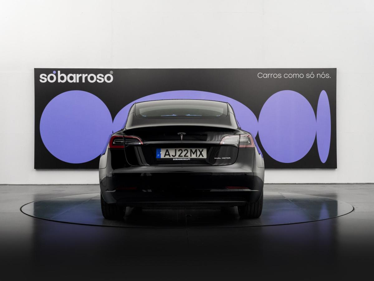 tesla-model-3-2021-eletrico-500cc