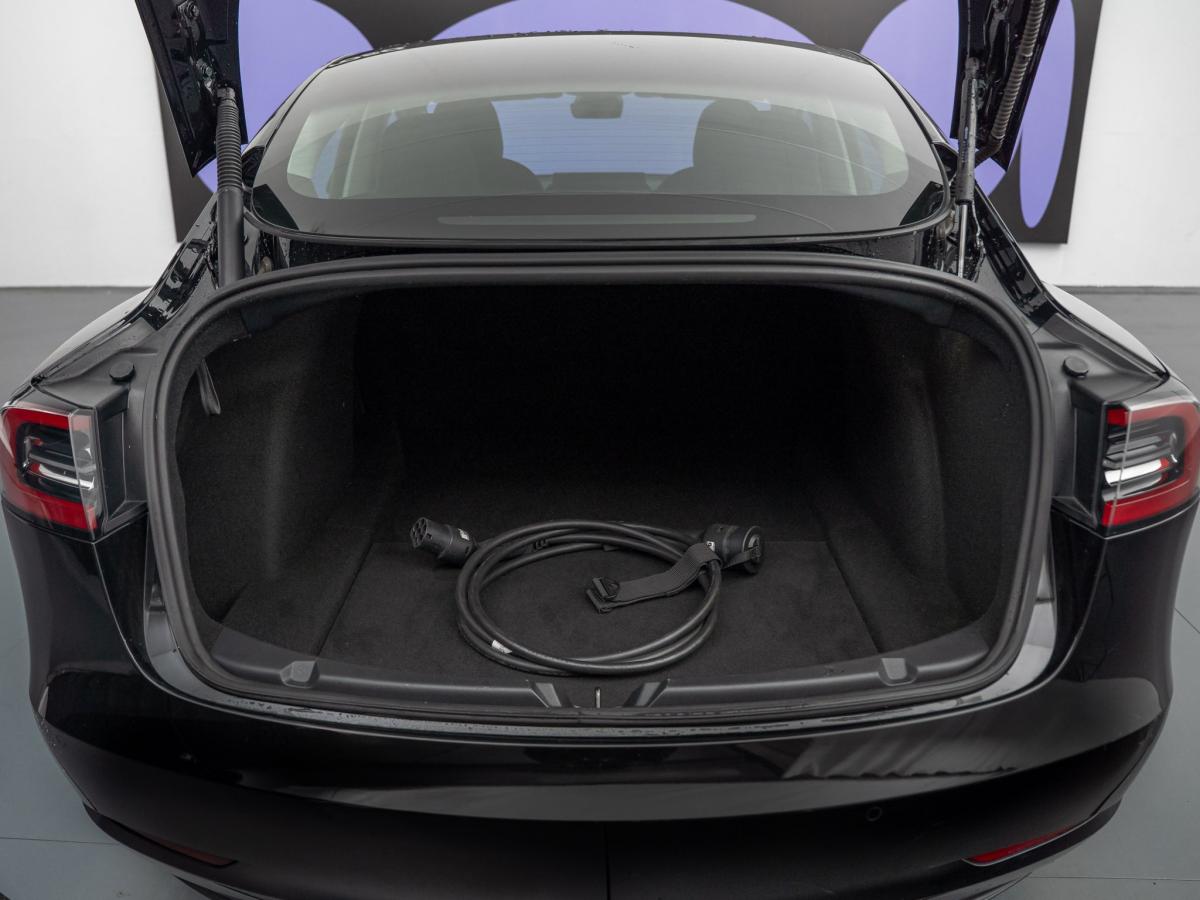 tesla-model-3-2021-eletrico-500cc