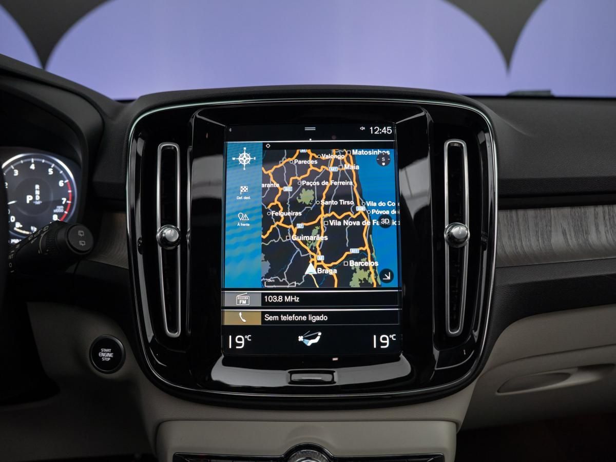 volvo-xc40-2021-gasolina-1477cc
