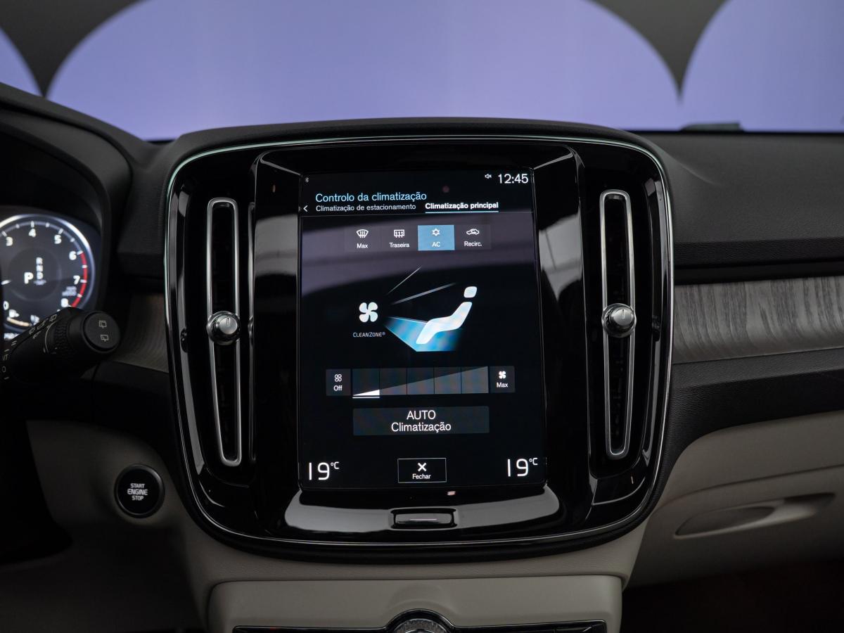 volvo-xc40-2021-gasolina-1477cc