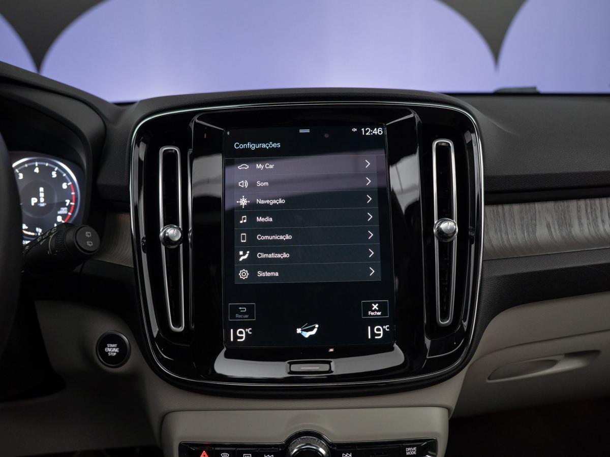 volvo-xc40-2021-gasolina-1477cc