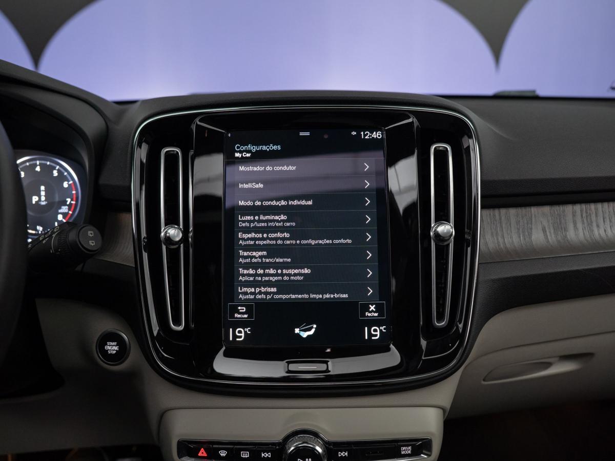 volvo-xc40-2021-gasolina-1477cc