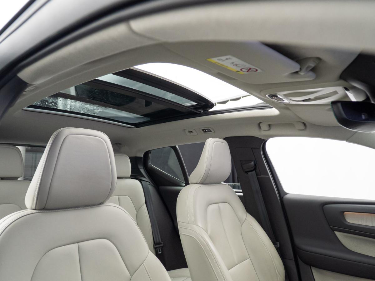 volvo-xc40-2021-gasolina-1477cc