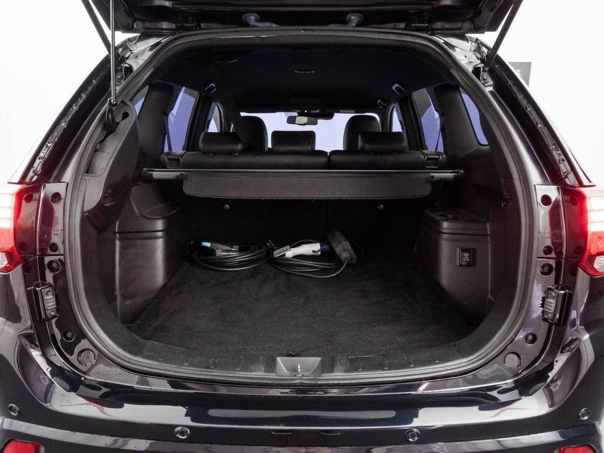 mitsubishi-outlander-2019-hibrido-a-gasolina-2360cc
