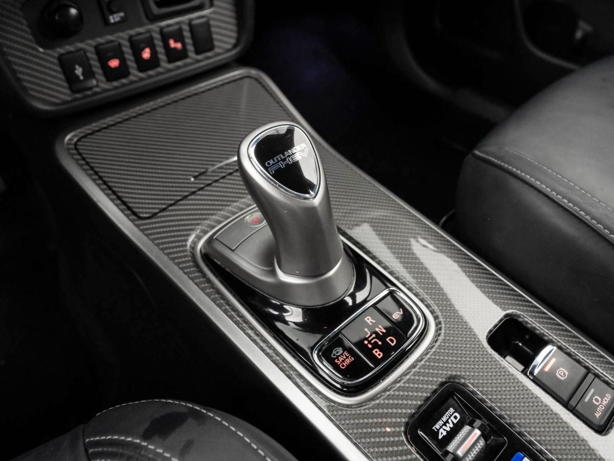 mitsubishi-outlander-2019-hibrido-a-gasolina-2360cc