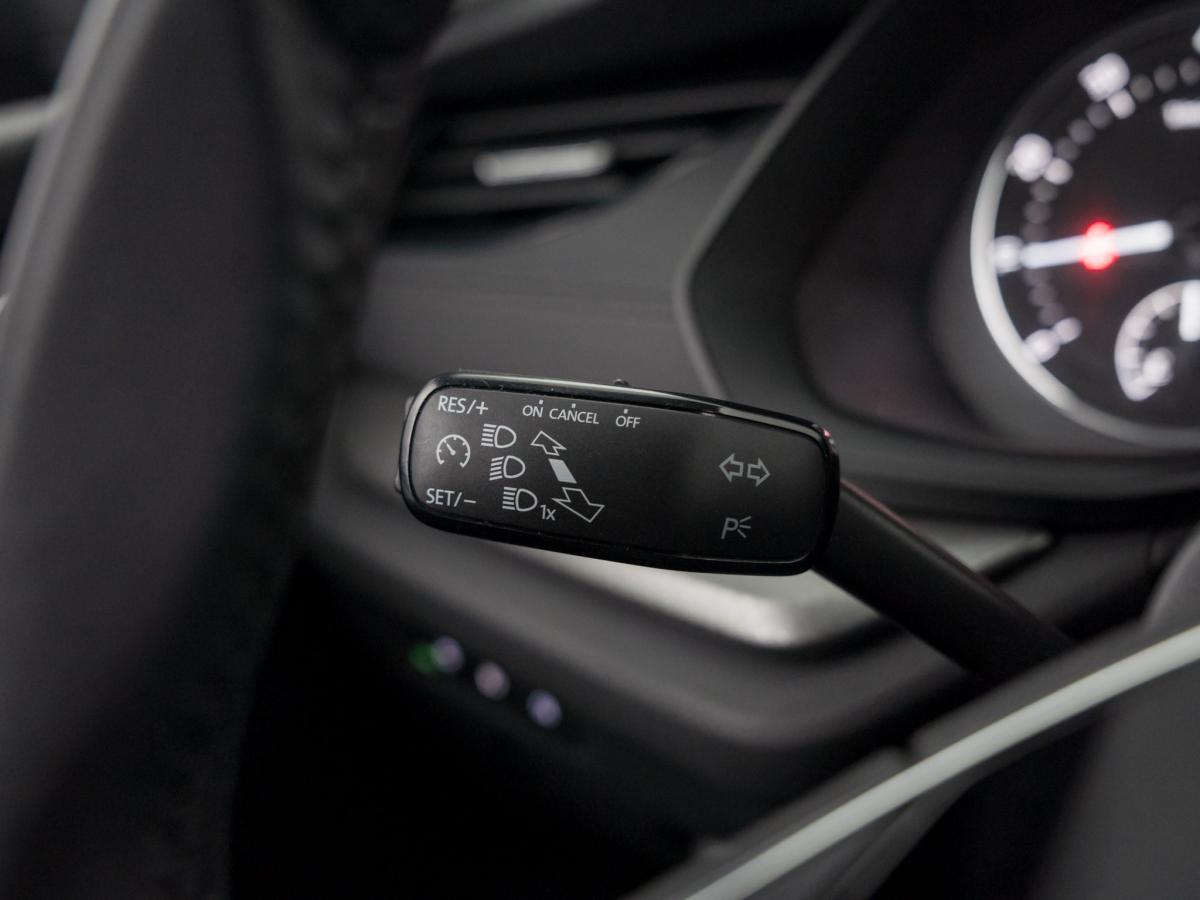 skoda-octavia-break-2023-gasolina-999cc